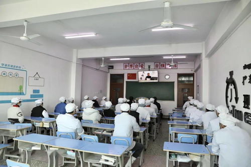 守护舌尖上的安全 学校食堂春季开学疫情防控及食品安全知识培训